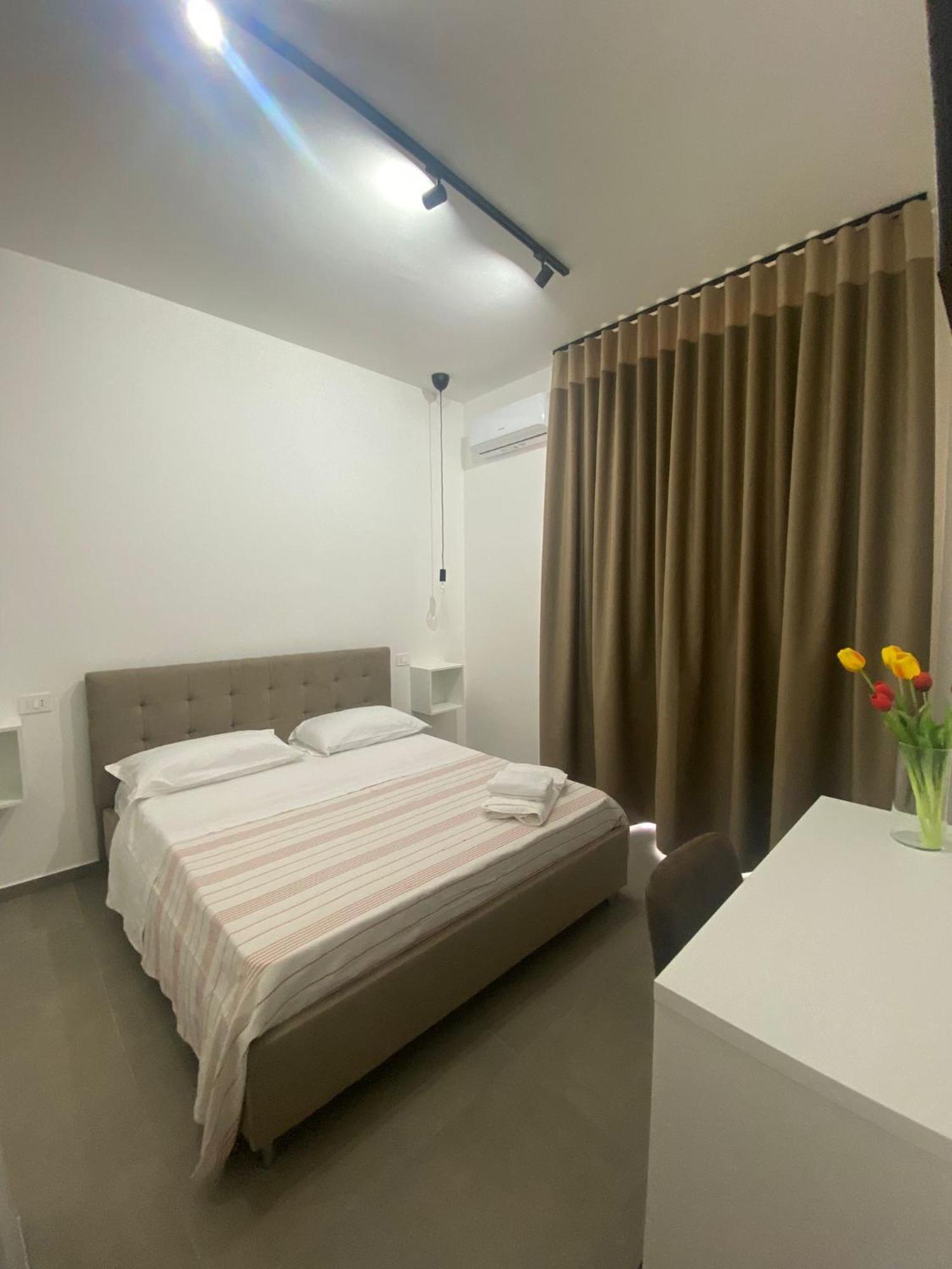 Hyria Rooms Nola Exterior foto